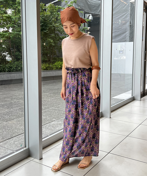 IENA LA BOUCLE(イエナラブークル)の「IENA LA BOUCLE リネンニットノースリーブプルオーバー(ニット/セーター・レディース・ベージュ/カーキ・FREE)」の8枚目の写真
