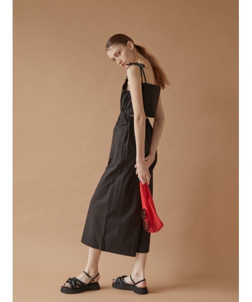 AMAIL（アマイル）の「Back open cami coveralls（サロペット/オーバーオール・レディース・ホワイト/ブラック・FREE）」の3枚目の写真