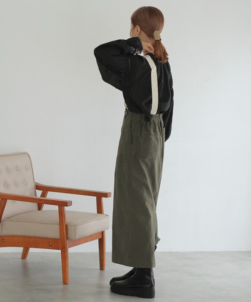 Crisp（クリスプ）の「サスペンダーミリタリースカート（スカート・レディース・ブラック/カーキ・FREE）」の5枚目の写真