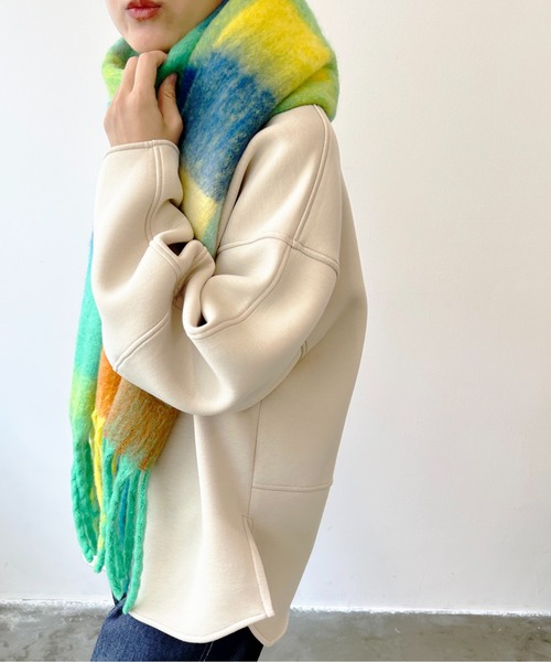 Meli rich(メリーリッチ)の「ブロックチェックフリンジマフラー(マフラー・レディース・イエロー/グリーン/パープル/パープル系その他/グリーン系その他/ブルー・MEDIUM)」の19枚目の写真