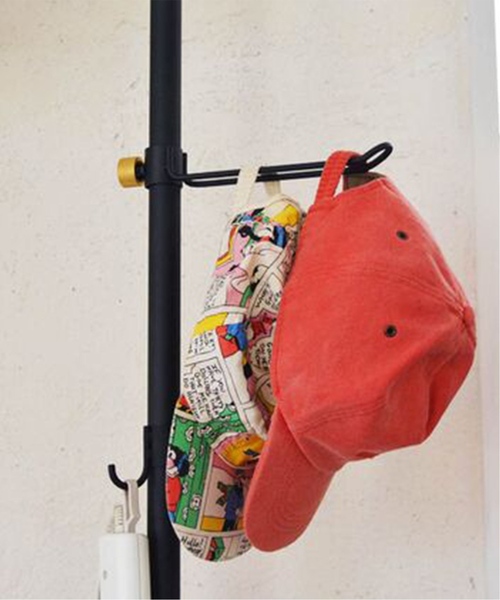 journal standard Furniture （ジャーナルスタンダードファニチャー）の「【DRAW A LINE/ドローアライン】015 Hook B ※縦取付専用（インテリア雑貨・レディース・ブラック・FREE）」の2枚目の写真