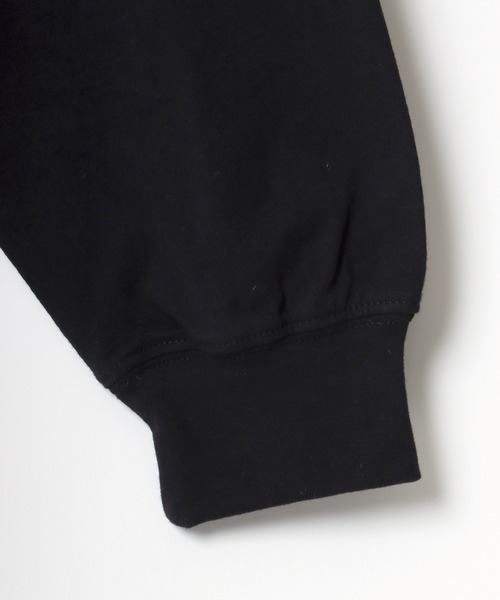 FILA(フィラ)の「FILA/フィラ 別注 ビッグシルエット ロゴ ワンポイント刺繍 袖プリント/バイカラー ロングスリーブTシャツ/レディース メンズ ロンT(Tシャツ/カットソー・メンズ・ホワイト/ブラック/ダークグリーン/ベージュ系その他/グリーン系その他/パープル系その他・LL/M/L)」の22枚目の写真