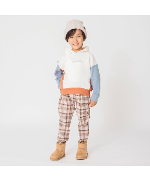 BREEZE（ブリーズ）の「WEB限定 配色パーカー（パーカー・キッズ・オフホワイト/ベージュ・140/130/120/100/110）」の8枚目の写真