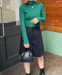 袖ボタンボーダータートルリブニット