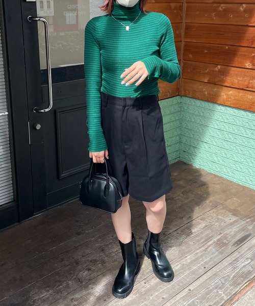 LE MORE（リモア）の「袖ボタンボーダータートルリブニット（ニット/セーター・レディース・グリーン/ピンク/ホワイト/オレンジ/ブラック・FREE）」の11枚目の写真