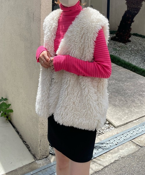 LE MORE（リモア）の「袖ボタンボーダータートルリブニット（ニット/セーター・レディース・グリーン/ピンク/ホワイト/オレンジ/ブラック・FREE）」の19枚目の写真