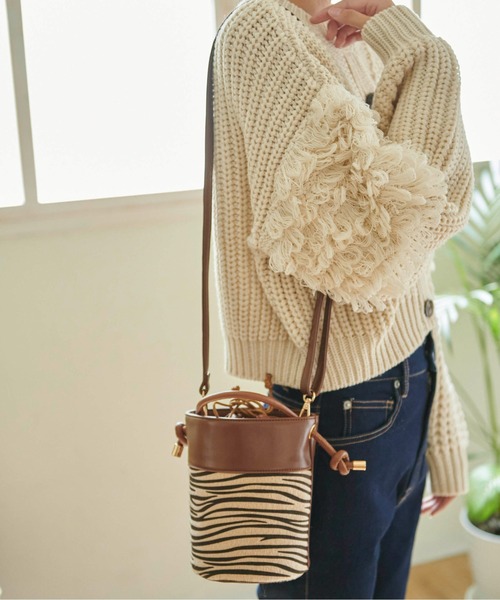 FREE'S MART（フリーズマート）の「ラウンド切り替えバッグ（ショルダーバッグ・レディース・ブラック系その他/ベージュ系その他/ブラウン・ﾌﾘ-）」の7枚目の写真