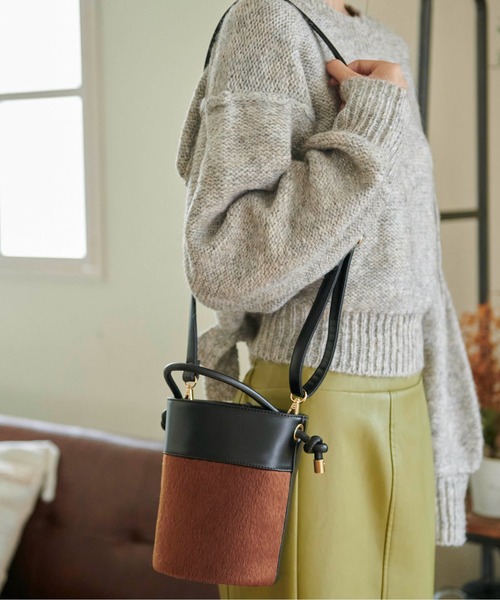 FREE'S MART（フリーズマート）の「ラウンド切り替えバッグ（ショルダーバッグ・レディース・ブラック系その他/ベージュ系その他/ブラウン・ﾌﾘ-）」の10枚目の写真