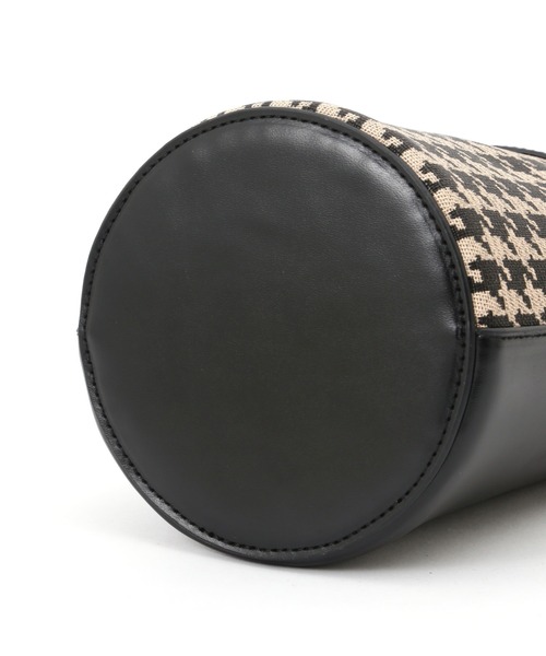 FREE'S MART（フリーズマート）の「ラウンド切り替えバッグ（ショルダーバッグ・レディース・ブラック系その他/ベージュ系その他/ブラウン・ﾌﾘ-）」の20枚目の写真