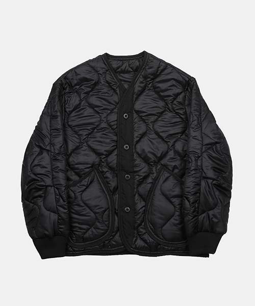ASCLO(エジュクロ)の「ASCLO Mason Quilting Padded Jumper(ノーカラージャケット・メンズ・ブラック・FREE)」の16枚目の写真