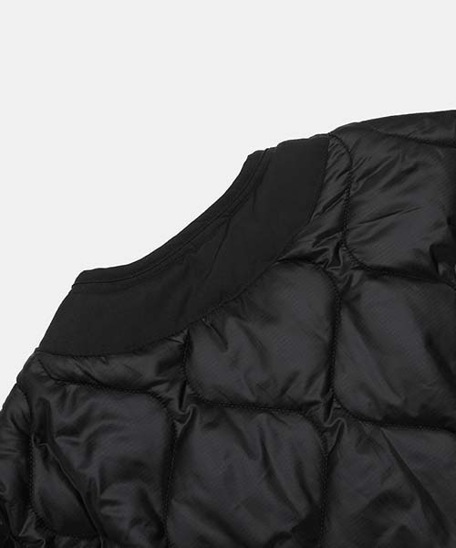 ASCLO(エジュクロ)の「ASCLO Mason Quilting Padded Jumper(ノーカラージャケット・メンズ・ブラック・FREE)」の20枚目の写真
