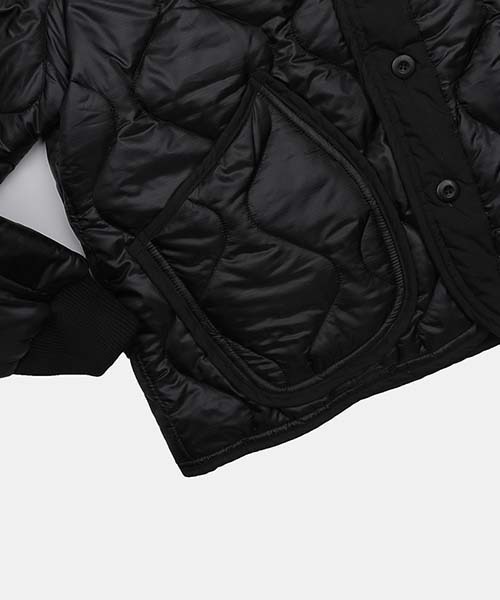 ASCLO(エジュクロ)の「ASCLO Mason Quilting Padded Jumper(ノーカラージャケット・メンズ・ブラック・FREE)」の21枚目の写真