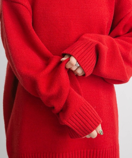 KBF（ケイビーエフ）の「クルーネックオーバーニット（ニット/セーター・レディース・ベージュ/レッド/グレー/ブルー・ONE）」の13枚目の写真