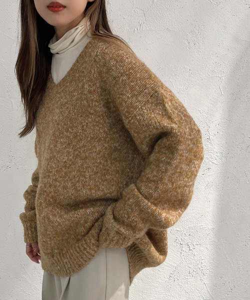 apres jour mignon（アプレジュールミニョン）の「メランジVネックニット【ZOZOTOWN限定アイテム】（ニット/セーター・レディース・マスタード/ブルー/オレンジ・フリー/X-LARGE）」の3枚目の写真