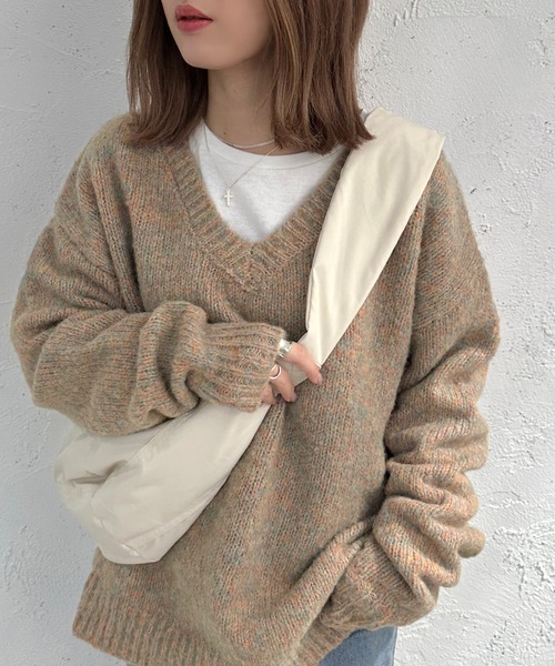 apres jour mignon（アプレジュールミニョン）の「メランジVネックニット【ZOZOTOWN限定アイテム】（ニット/セーター・レディース・マスタード/ブルー/オレンジ・フリー/X-LARGE）」の11枚目の写真