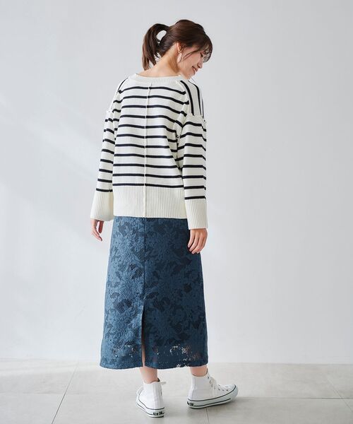 le.coeur blanc(ルクールブラン)の「ボーダーワイドシルエットVネックニット(ニット/セーター・レディース・ブラック系その他/ブルー系その他2・38)」の22枚目の写真