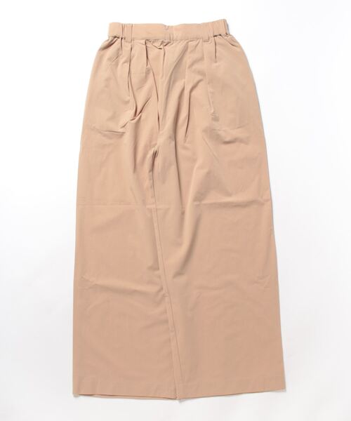 Q（キュー）の「接触冷感テックパンツ（その他パンツ・レディース・グレイッシュベージュ/ブラック/ブルー・MEDIUM）」の4枚目の写真