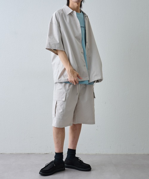 COLONY 2139（コロニートゥーワンスリーナイン）の「ストレッチコーチ半袖シャツ（シャツ/ブラウス・メンズ・アイボリー/ブラック・MEDIUM/LARGE）」の13枚目の写真