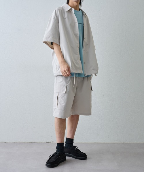 COLONY 2139（コロニートゥーワンスリーナイン）の「ストレッチコーチ半袖シャツ（シャツ/ブラウス・メンズ・アイボリー/ブラック・MEDIUM/LARGE）」の10枚目の写真