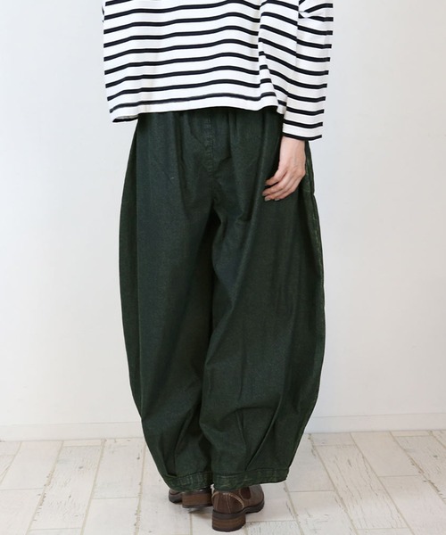atONE(アットワン)の「atONE キュロットピエロデニム パンツ(デニムパンツ・レディース・ワンウォッシュ/ブルー・M/LL/3L/L/4L)」の11枚目の写真