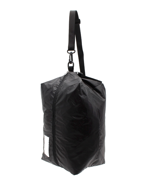 Kastane（カスタネ）の「【FICTURE】CORDURAAirZipSack（バックパック/リュック・レディース・マスタード/ブラック・FREE）」の5枚目の写真