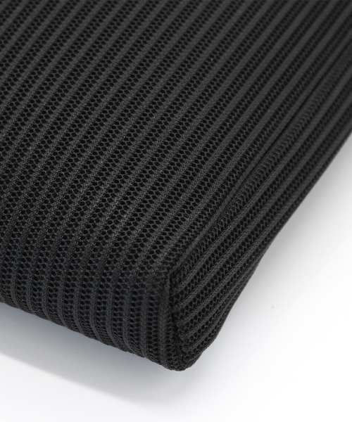 KLON（クローン）の「KLON DOUBLE-RUSSELL WASHABLE SACOCHE（エコバッグ/サブバッグ・メンズ・ブラック・FREE）」の2枚目の写真