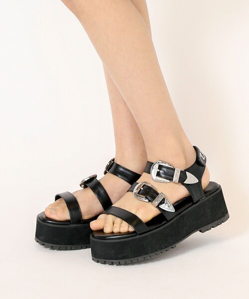 ZIDDY（ジディ）の「【 ニコ☆プチ 掲載 】バックル付きサンダル(21~24cm)（サンダル・キッズ・ブラック・23/24/22/21）」の3枚目の写真
