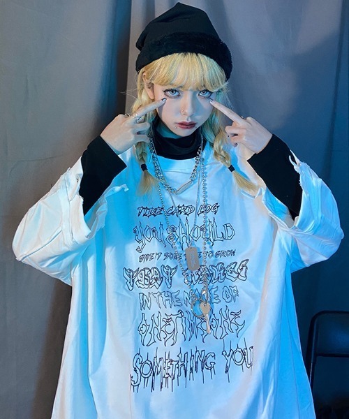 NOVESSEL(ノベセル)の「A'GEM/9 × .kom『NOVESSEL/ノベセル』ネックレス付きダメージ加工Tシャツ(Tシャツ/カットソー・レディース・ホワイト/ブラック・FREE)」の17枚目の写真