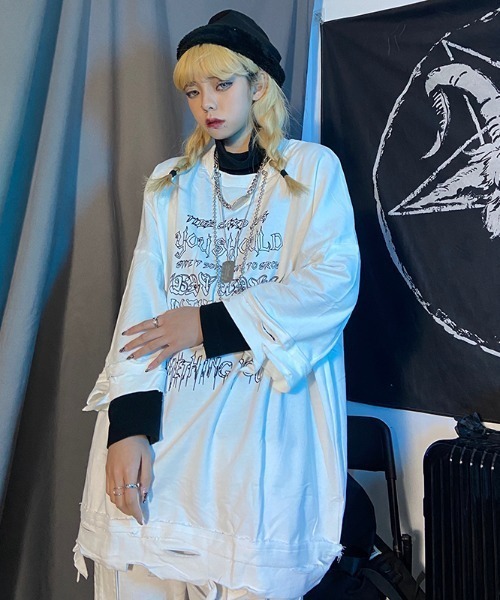 NOVESSEL(ノベセル)の「A'GEM/9 × .kom『NOVESSEL/ノベセル』ネックレス付きダメージ加工Tシャツ(Tシャツ/カットソー・レディース・ホワイト/ブラック・FREE)」の9枚目の写真
