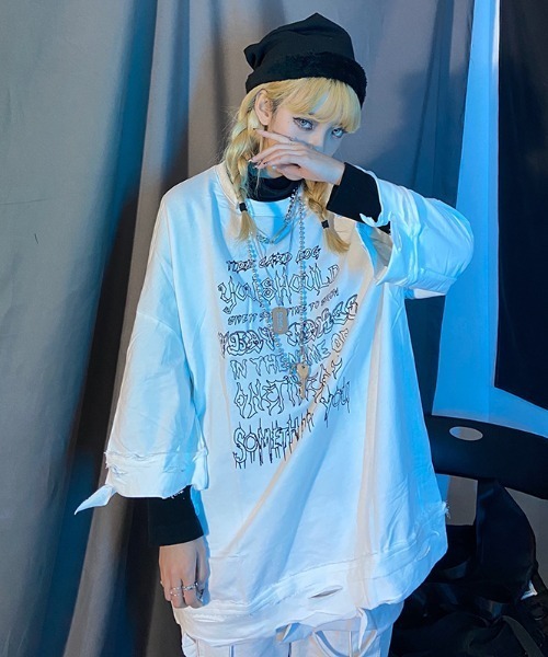 NOVESSEL(ノベセル)の「A'GEM/9 × .kom『NOVESSEL/ノベセル』ネックレス付きダメージ加工Tシャツ(Tシャツ/カットソー・レディース・ホワイト/ブラック・FREE)」の21枚目の写真