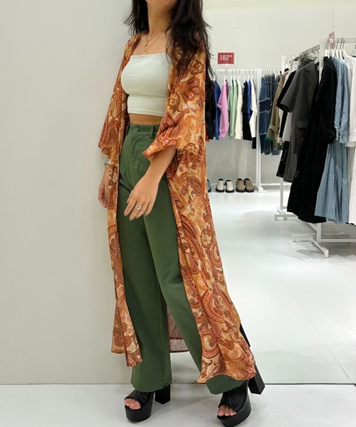 FOREVER 21（フォーエバー トゥエンティーワン）の「ヴィンテージライクチノパンツ（チノパンツ・レディース・ブラウン系その他3/カーキ・MEDIUM/SMALL）」の20枚目の写真