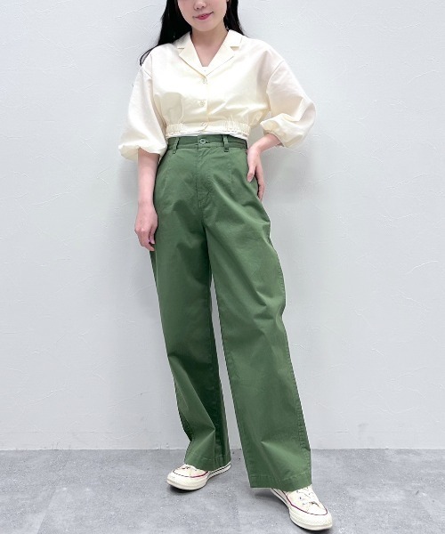 FOREVER 21（フォーエバー トゥエンティーワン）の「ヴィンテージライクチノパンツ（チノパンツ・レディース・ブラウン系その他3/カーキ・MEDIUM/SMALL）」の22枚目の写真