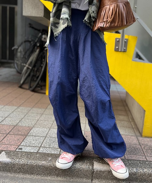 セール】裾ドロストパラシュートパンツ（その他パンツ）｜mi via