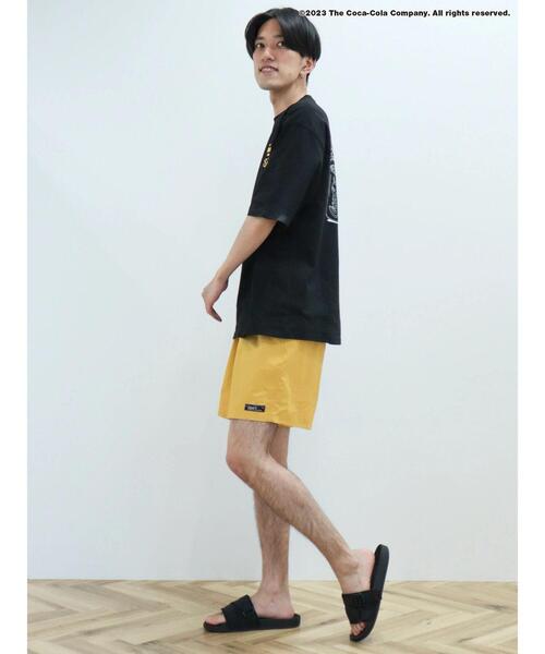 Coca Cola（コカコーラ）の「Coca-Cola「R」スマイルTEE（Tシャツ/カットソー・レディース・ブラック/ホワイト・M/L/XL）」の17枚目の写真