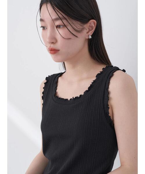 earth music&ecology（アースミュージックアンドエコロジー）の「フリルタンクトップ（タンクトップ・レディース・ブルー/オフホワイト/ブラック/レッド・S/M）」の9枚目の写真