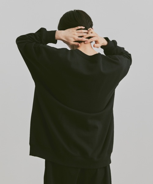 flaner（フラネ）の「Loose flaner logo sweat / ルーズflanerロゴスウェット（スウェット・レディース・グレー/オリーブ/ブラック/ネイビー・MEDIUM/LARGE）」の8枚目の写真