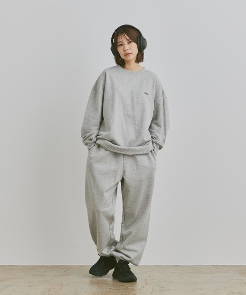 flaner（フラネ）の「Loose flaner logo sweat / ルーズflanerロゴスウェット（スウェット・レディース・グレー/オリーブ/ブラック/ネイビー・MEDIUM/LARGE）」の20枚目の写真