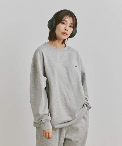 flaner（フラネ）の「Loose flaner logo sweat / ルーズflanerロゴスウェット（スウェット・レディース・グレー/オリーブ/ブラック/ネイビー・MEDIUM/LARGE）」の15枚目の写真