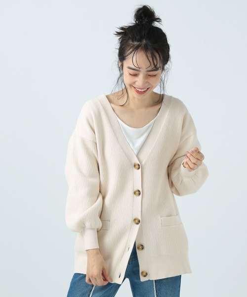 BAYFLOW（ベイフロー）の「柄編みVネックカーディガン（カーディガン/ボレロ・レディース・ブラック/ピンク/ブルー/ナチュラル・FREE）」の3枚目の写真