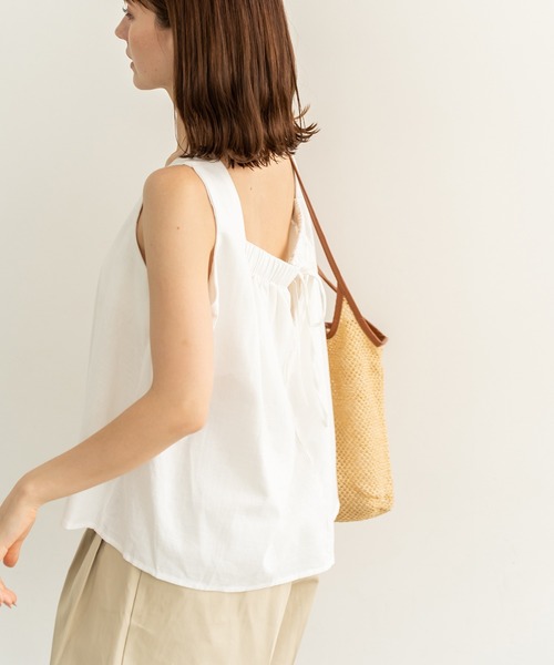chocomee(チョコミー)の「バックリボンノースリーブ/ back ribbon no sleeve tops(Tシャツ/カットソー・レディース・ベージュ/アイボリー・FREE)」の5枚目の写真