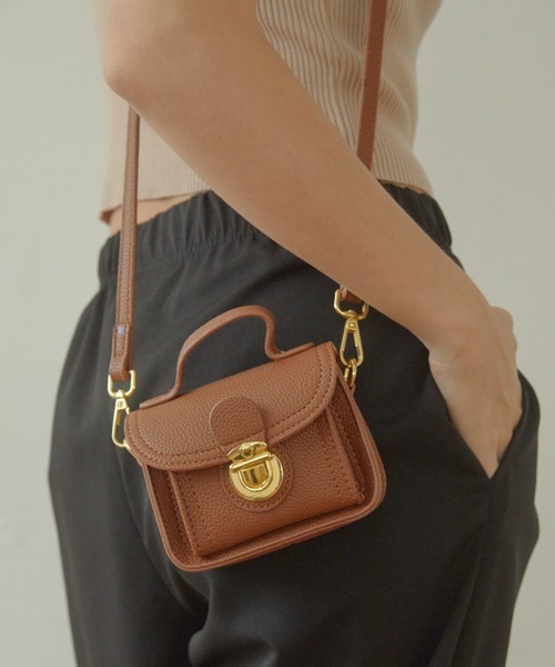 ACYM（アシーム）の「Vintage micro shoulder バッグ（ショルダーバッグ・レディース・ブラウン/ブラック・FREE）」の18枚目の写真