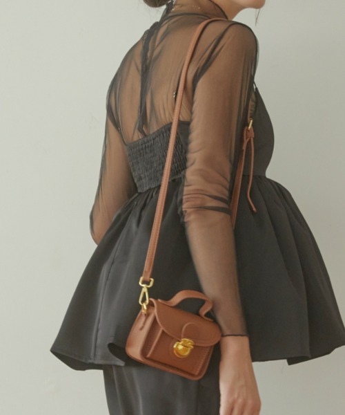 ACYM（アシーム）の「Vintage micro shoulder バッグ（ショルダーバッグ・レディース・ブラウン/ブラック・FREE）」の5枚目の写真