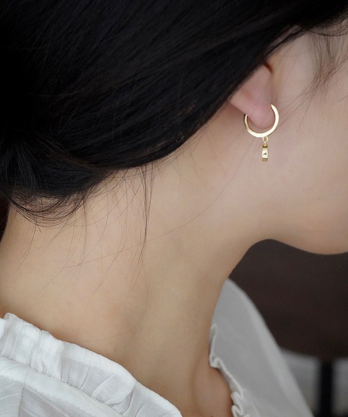 LA VORAGINE(ラ ヴォラジネ)の「金属アレルギー対応エコジルコンピアス(ピアス(両耳用)・レディース・シルバー/ゴールド・FREE)」の6枚目の写真