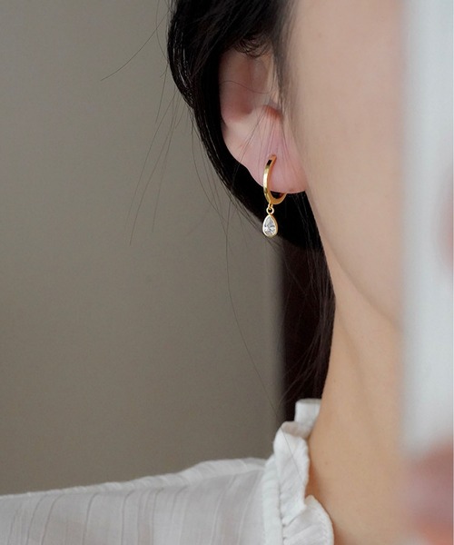 LA VORAGINE(ラ ヴォラジネ)の「金属アレルギー対応エコジルコンピアス(ピアス(両耳用)・レディース・シルバー/ゴールド・FREE)」の4枚目の写真