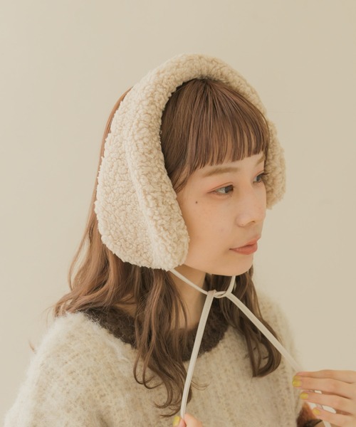 SMELLY（スメリー）の「ストラップボアイヤーマフ（イヤーマフ・レディース・ベージュ/ブラック・FREE）」の3枚目の写真