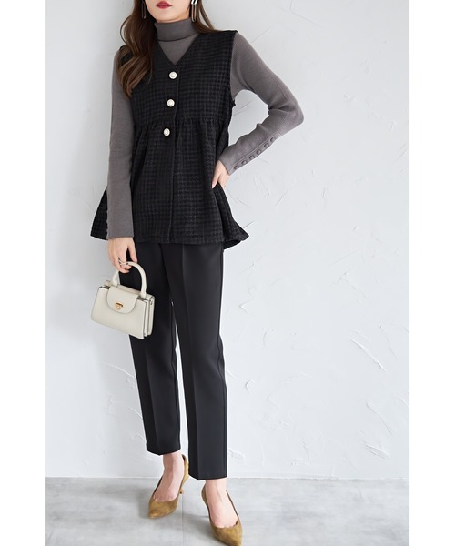 &. NOSTALGIA（アンドドットノスタルジア）の「【ZOZO限定】袖ボタンタートルニットプルオーバー（ニット/セーター・レディース・アイボリー/ブラック/ホワイト×ブラック/グレー・FREE）」の16枚目の写真