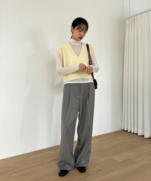 Didot.showroom（ディドット ショールーム）の「Vネック クロップド ベスト（ベスト・レディース・グリーン/モカ/クリーム・FREE）」の10枚目の写真