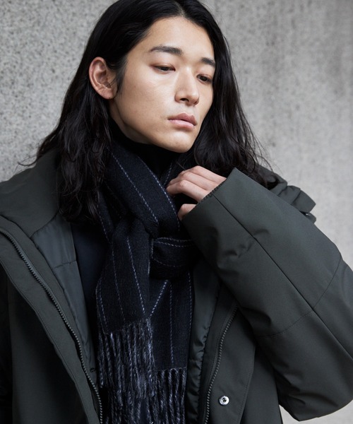 THE SHOP TK (ザ ショップ ティーケー )の「◆ファインウールリバーシブルマフラー(マフラー・メンズ・ブルー系その他4/ブルー系その他6/ブラック系2/グレー系4/オレンジ系その他5・00)」の2枚目の写真