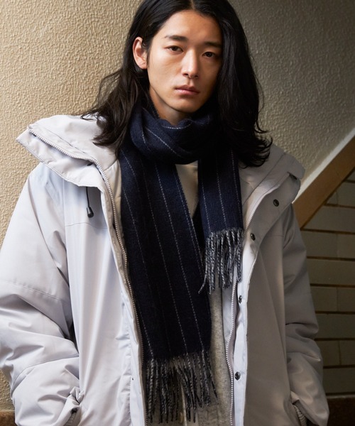 THE SHOP TK (ザ ショップ ティーケー )の「◆ファインウールリバーシブルマフラー(マフラー・メンズ・ブルー系その他4/ブルー系その他6/ブラック系2/グレー系4/オレンジ系その他5・00)」の4枚目の写真