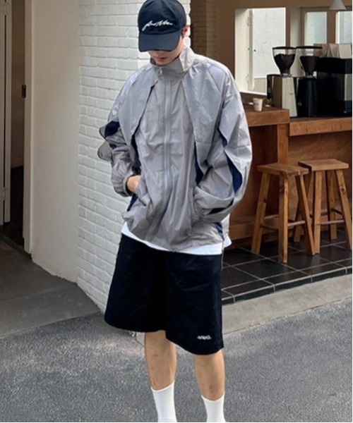 ROOPTOKYO（ループトウキョウ）の「▲DEFORMATION DESIGN JACKET/変形 デザインナイロンジャケット レイヤード Y2K（ナイロンジャケット・メンズ・ホワイト/グレー・M/XL/L）」の8枚目の写真